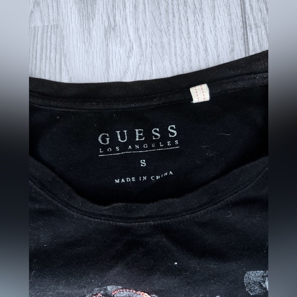 Women’s GUESS Tee - Picture 5 of 8